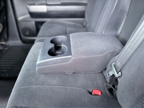 Used 2012 Toyota Tundra 4x4 CrewMax image 35