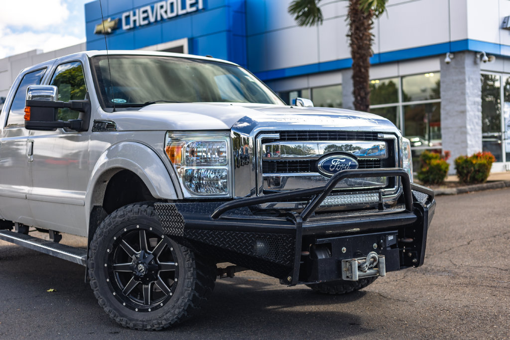 Used 2011 Ford F250 Lariat w/ Lariat Ultimate Pkg AWD/4WD image 3