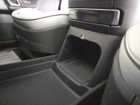 Used 2023 Rivian R1S Launch Edition AWD/4WD image 32