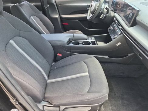 Used 2025 Hyundai Sonata SEL FWD image 30