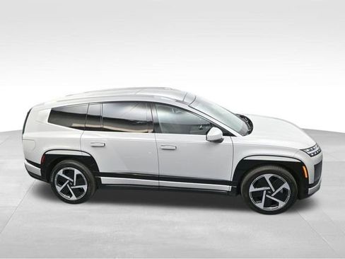 New 2026 Hyundai Ioniq 9 Limited image 31