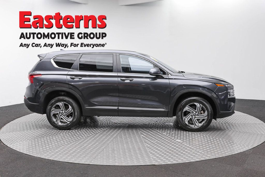 Used 2023 Hyundai Santa Fe SE AWD/4WD image 6