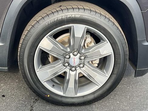 Certified 2018 GMC Acadia SLT image 9