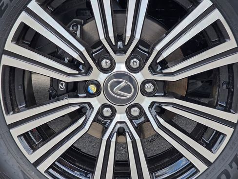 New 2026 Lexus LX 600 4WD w/ Luxury Package image 34