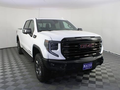 Used 2025 GMC Sierra 1500 AT4X image 32