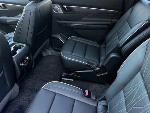 New 2026 Buick Enclave Avenir w/ Super Cruise Package FWD image 10