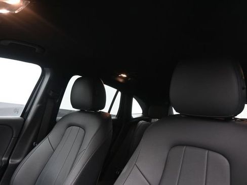 Certified 2025 Mercedes-Benz GLA 250 image 2