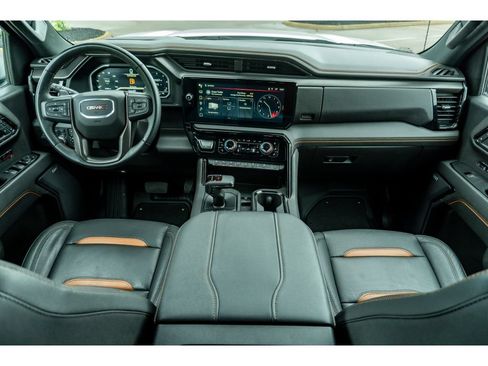 Used 2024 GMC Sierra 1500 AT4 w/ AT4 Preferred Package AWD/4WD image 21