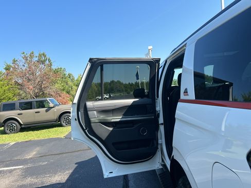 Used 2022 Ford Expedition Timberline AWD/4WD image 21