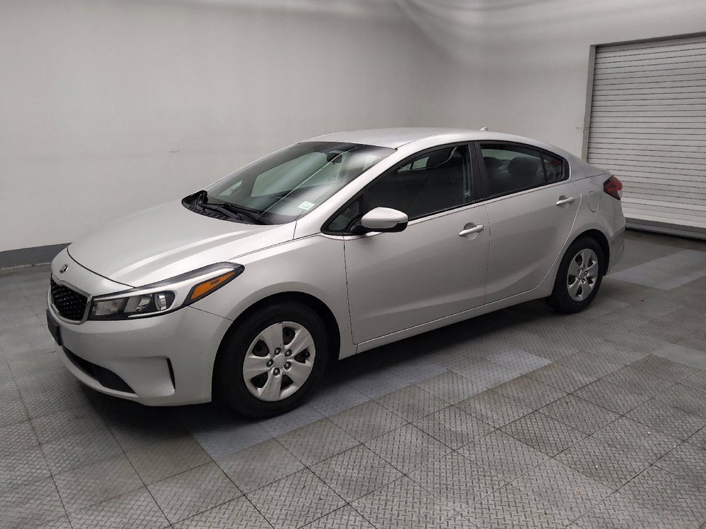 Used 2018 Kia Forte LX FWD image 2