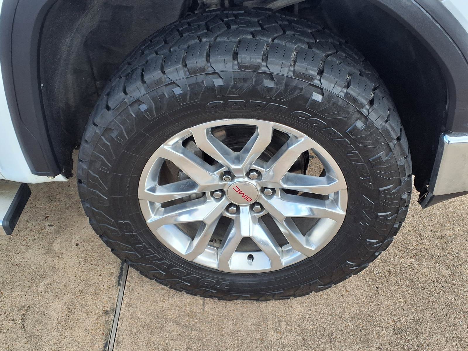 Used 2020 GMC Sierra 1500 SLT AWD/4WD image 12