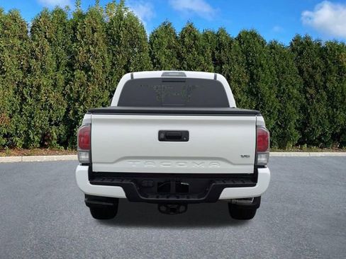 Used 2023 Toyota Tacoma TRD Sport image 5