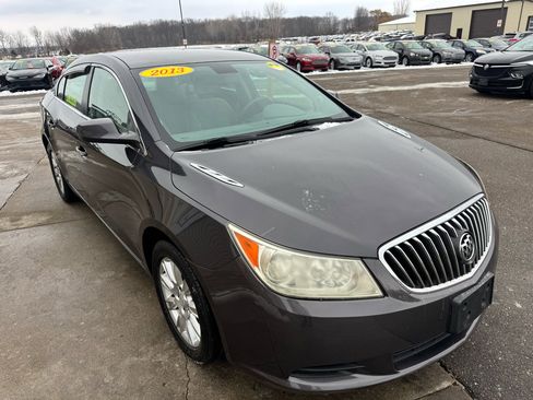 Used 2013 Buick LaCrosse Base image 3