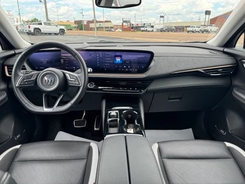 Used 2025 Buick Envision Sport Touring AWD/4WD image 7