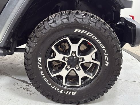 Used 2021 Jeep Wrangler Unlimited Rubicon w/ LED Lighting Group image 21