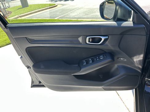 Used 2022 Honda Civic Sport image 14