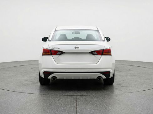 Used 2025 Nissan Altima 2.5 SV image 7