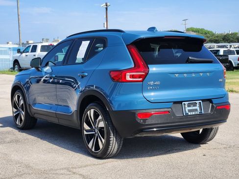 Used 2023 Volvo XC40 B5 Ultimate w/ Protection Package Premier AWD/4WD image 7