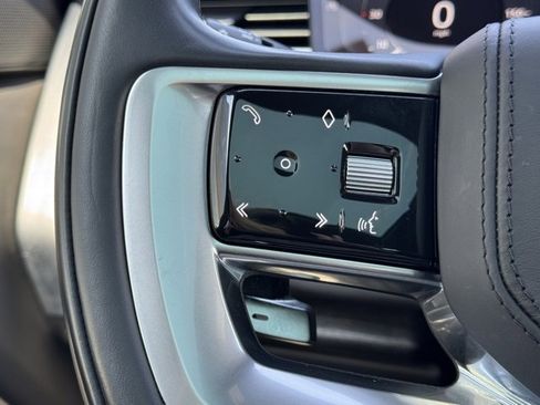 Certified 2023 Land Rover Range Rover SE image 24