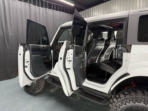 Used 2024 Ford Bronco Raptor w/ Interior Carbon Fiber Pack 6 AWD/4WD image 17