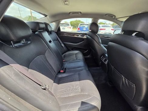 Used 2016 Hyundai Genesis 3.8 RWD image 20