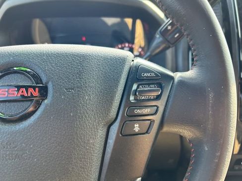Used 2021 Nissan Titan PRO-4X w/ Pro-4x Convenience Package image 21