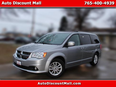 Used 2019 Dodge Grand Caravan SXT image 1