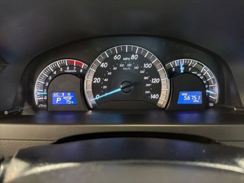 Used 2013 Toyota Camry SE image 19