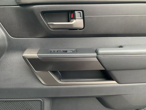 New 2026 Toyota Tundra SR5 image 18