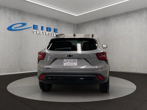 New 2026 Chevrolet Trax ACTIV w/ Driver Confidence Package FWD image 5