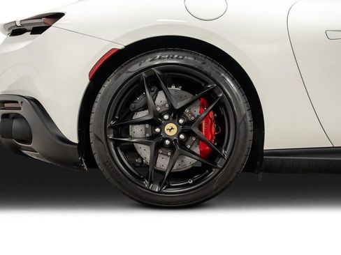 Used 2022 Ferrari Roma image 30