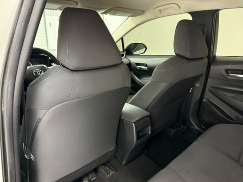 Used 2021 Toyota Corolla LE image 29