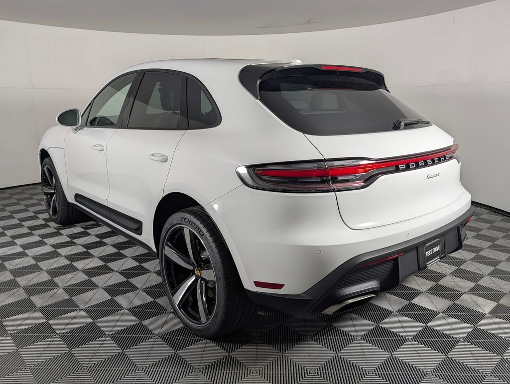 New 2026 Porsche Macan AWD/4WD image 3