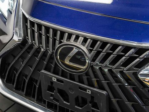 Used 2024 Lexus ES 300h w/ Premium Package FWD image 8