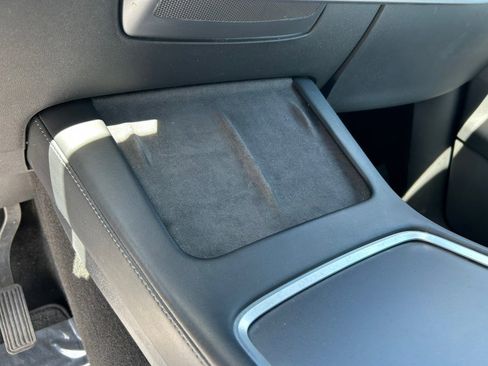 Used 2021 Tesla Model Y Long Range image 22