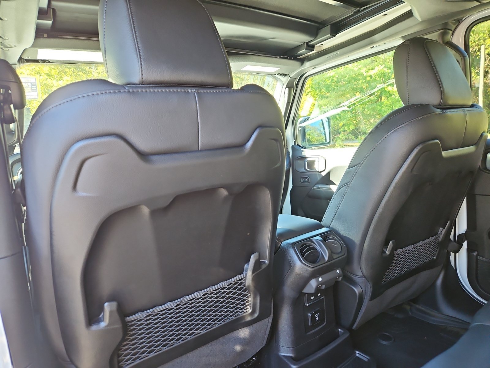 New 2027 Jeep Wrangler Unlimited Sahara AWD/4WD image 20