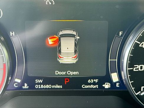 Used 2024 Acura RDX SH-AWD w/ Technology Package image 16