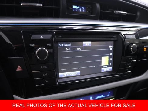 Used 2015 Toyota Corolla LE FWD image 8