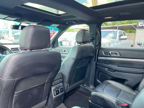 Used 2016 Ford Explorer Sport w/ Equipment Group 401A AWD/4WD image 9