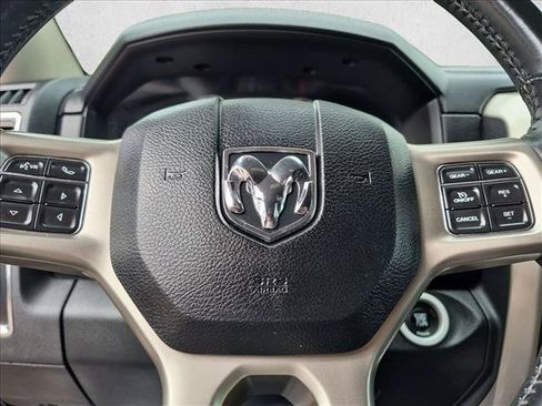 Used 2016 RAM 1500 Laramie w/ Convenience Group AWD/4WD image 14
