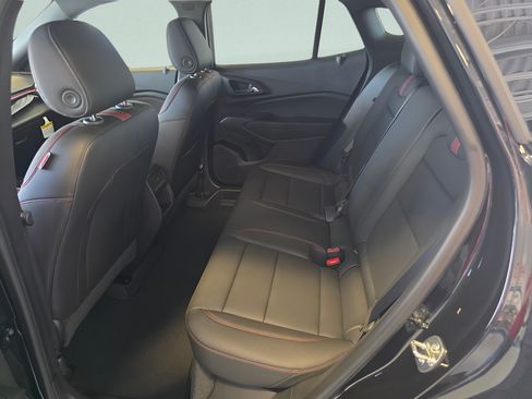 New 2026 Chevrolet Trax RS w/ Sunroof Package FWD image 10