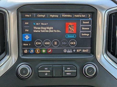 Used 2021 Chevrolet Silverado 1500 LT Trail Boss w/ Convenience Package II AWD/4WD image 13