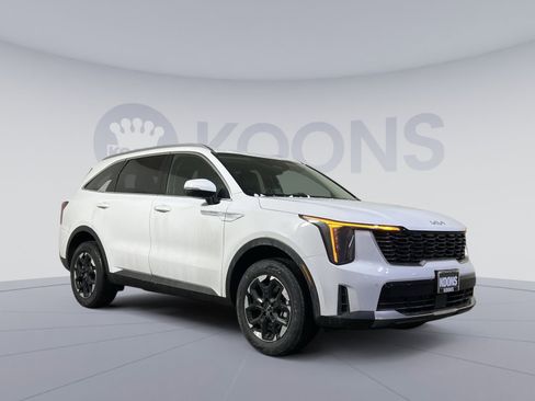 New 2026 Kia Sorento S image 8