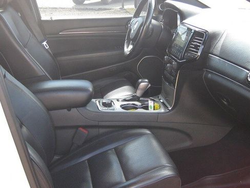 Used 2020 Jeep Grand Cherokee High Altitude image 14