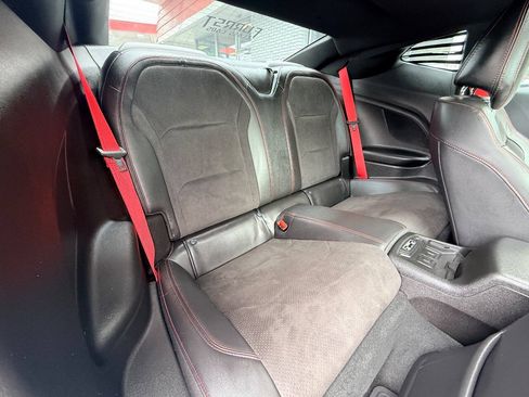 Used 2022 Chevrolet Camaro ZL1 RWD image 38