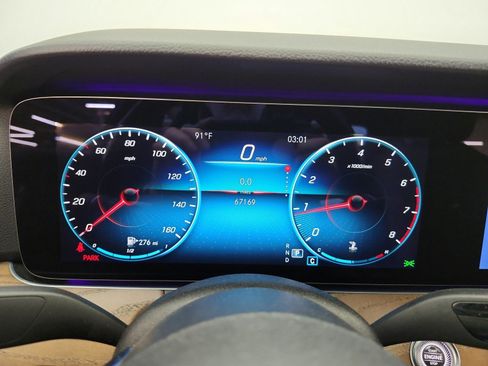 Used 2021 Mercedes-Benz E 350 Sedan image 10