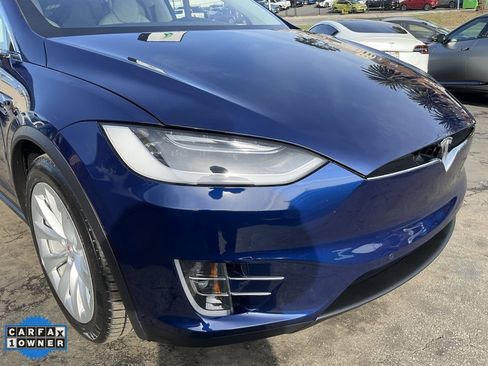 Used 2018 Tesla Model X 75D image 88