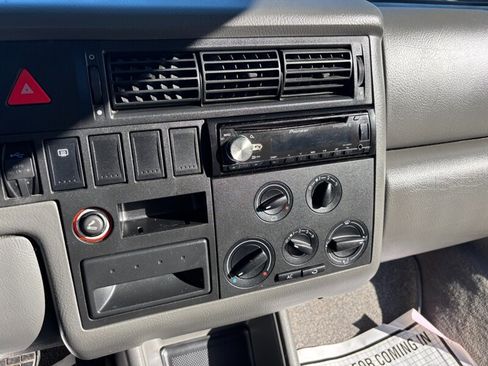 Used 2000 Volkswagen Eurovan MV image 29