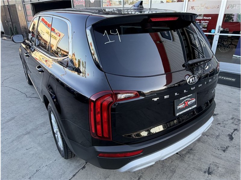 Used 2020 Kia Telluride LX FWD image 45