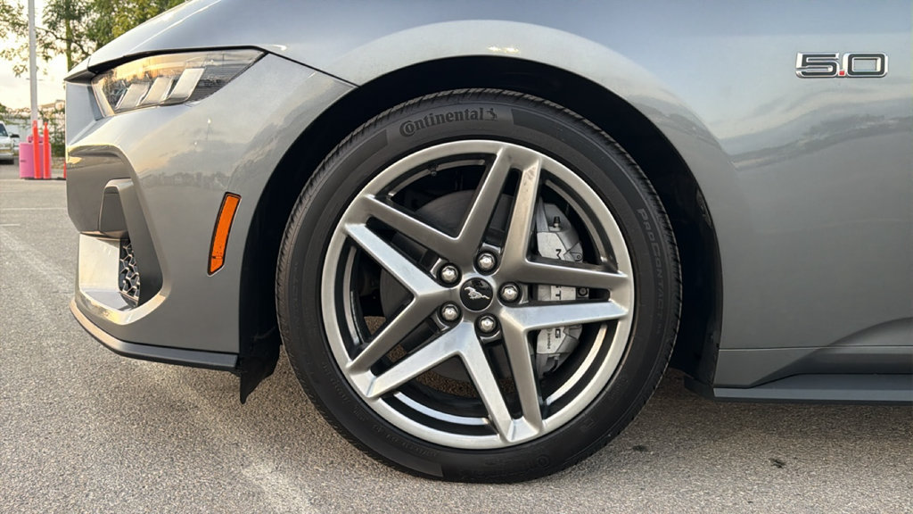 Used 2024 Ford Mustang GT RWD image 9